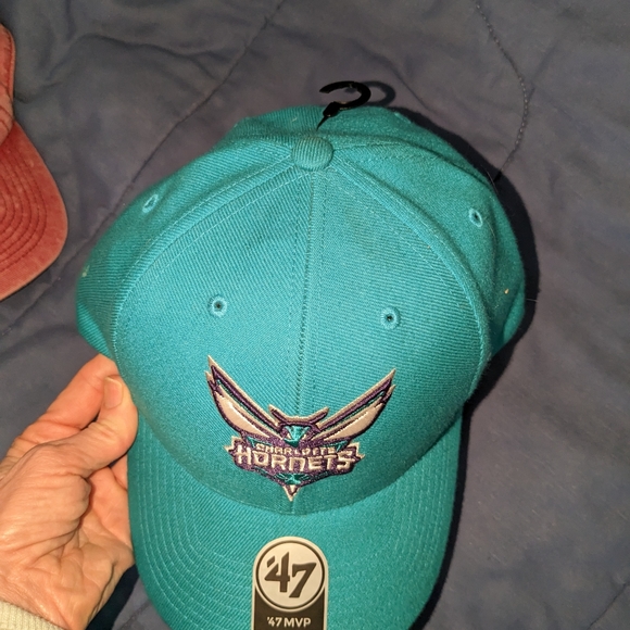 Charlotte hornets basketball NBA cap. Adjustable size - Picture 4 of 6